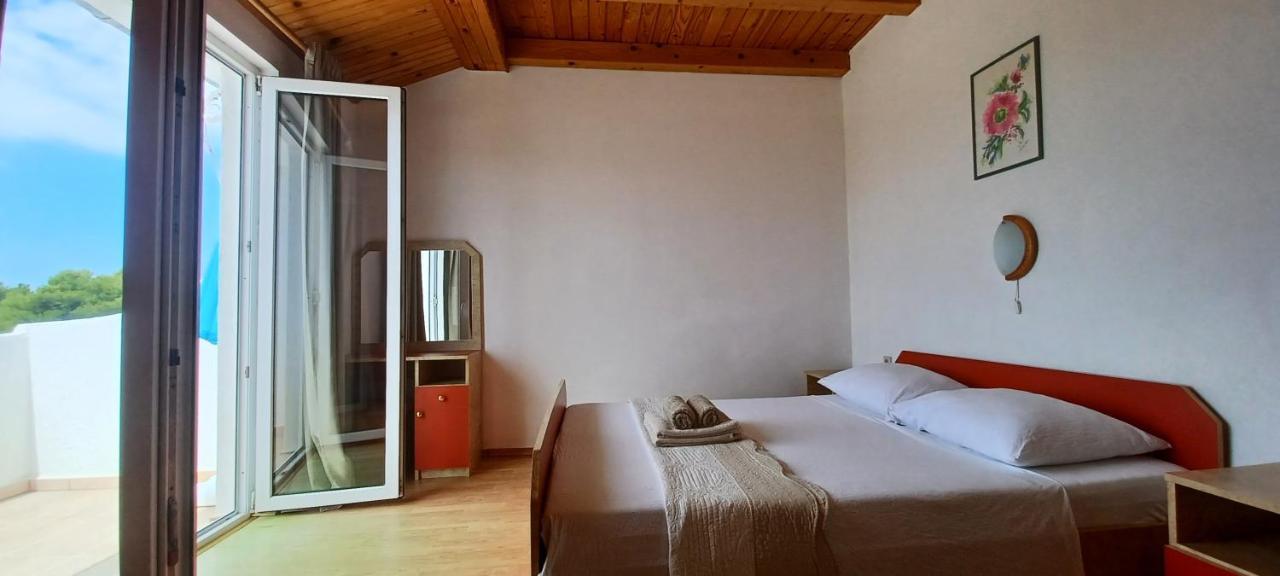 Apartments & Rooms Mila Banjol Luaran gambar