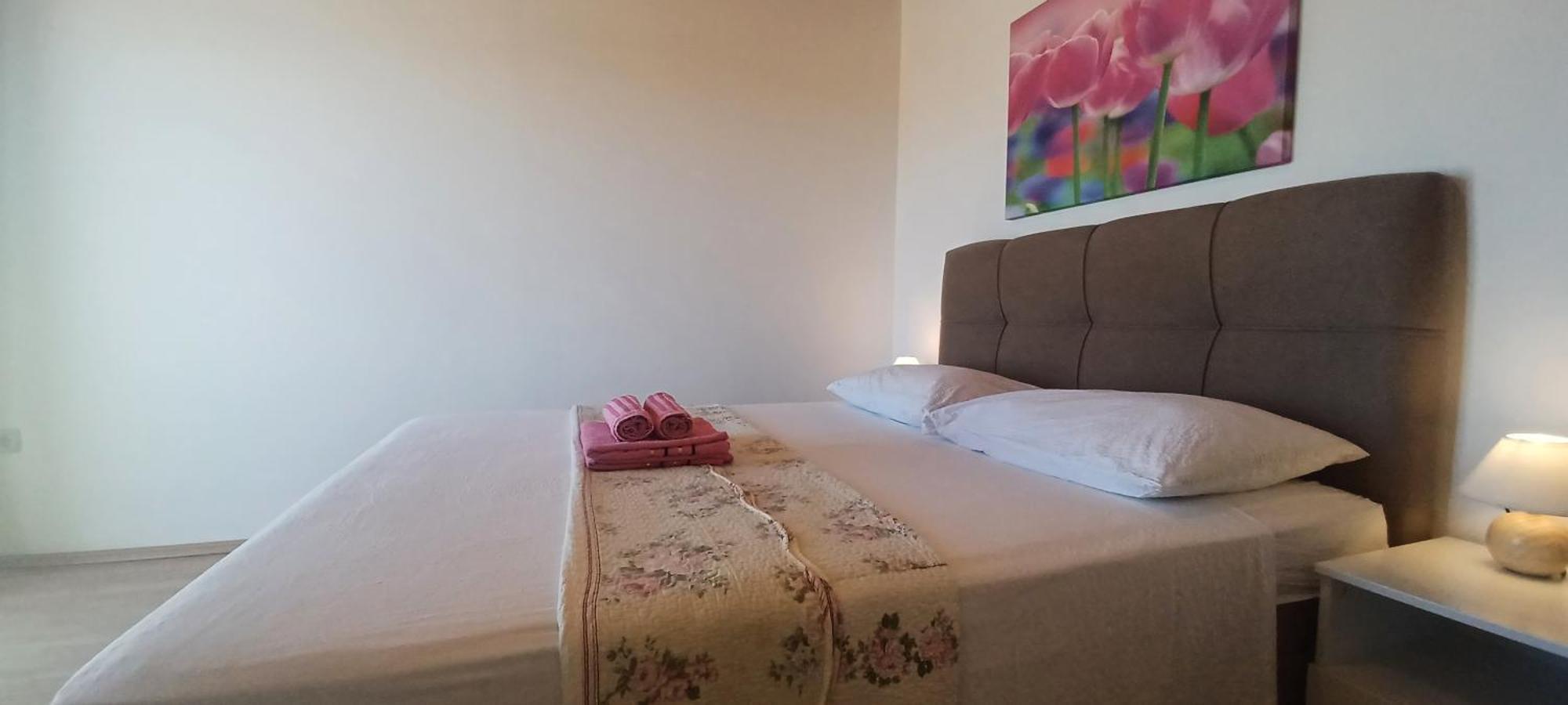 Apartments & Rooms Mila Banjol Luaran gambar