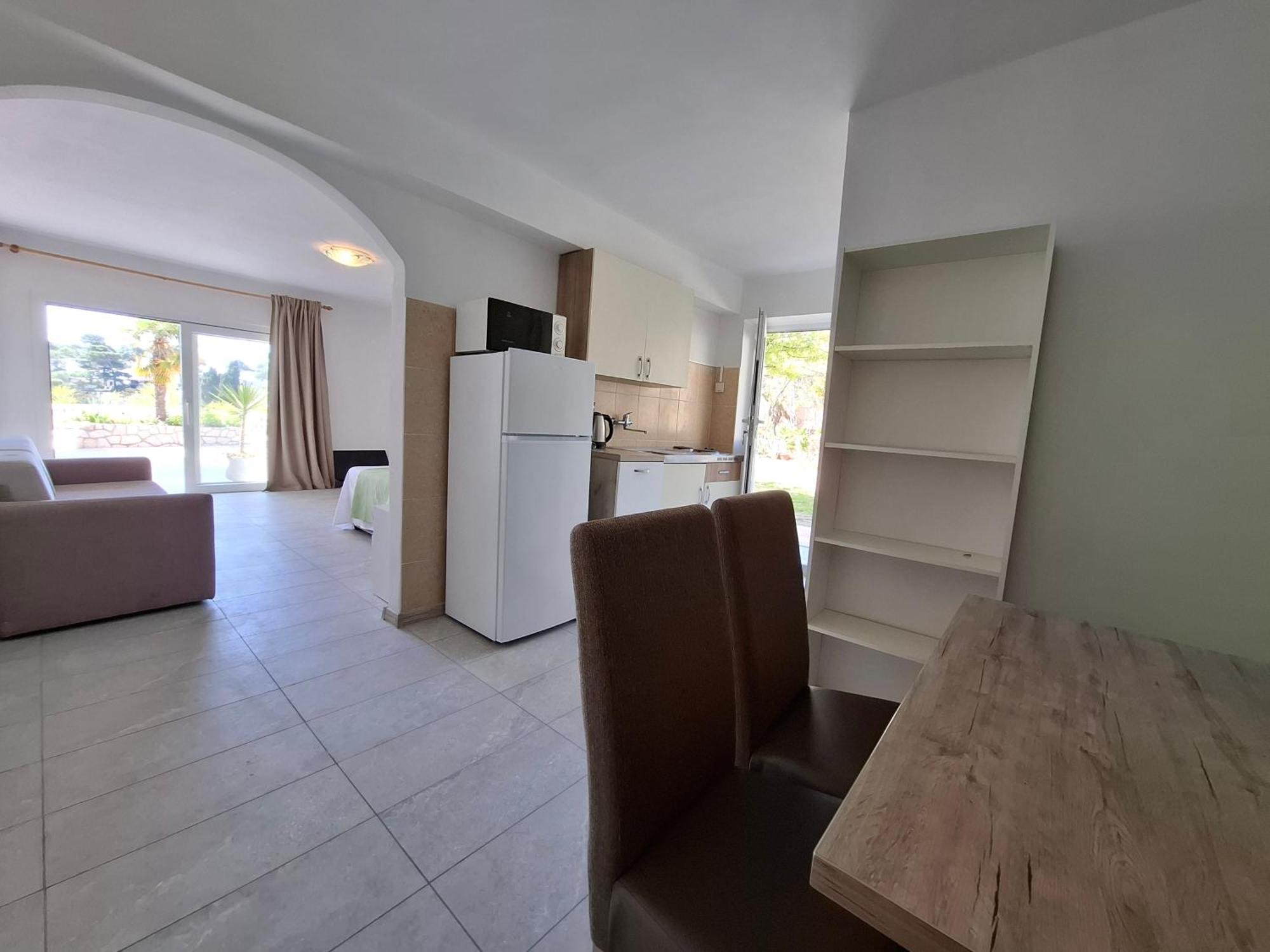 Apartments & Rooms Mila Banjol Luaran gambar